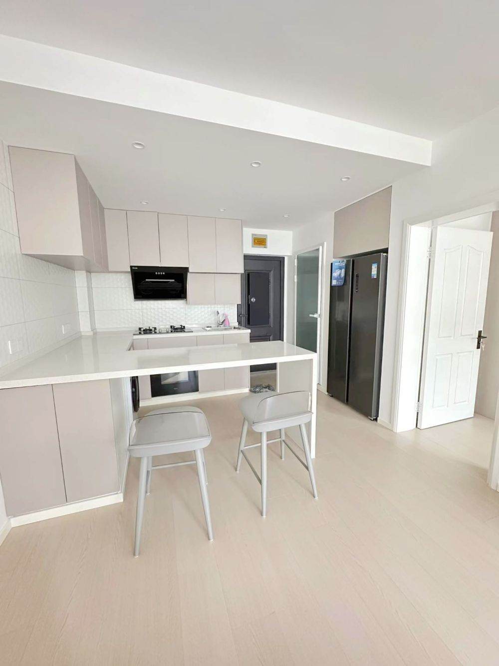 Housing image — Dining Area