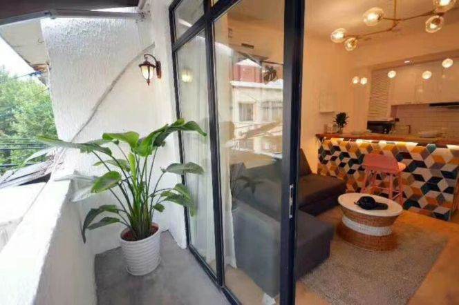2BR Apartment near Shanghai Library
