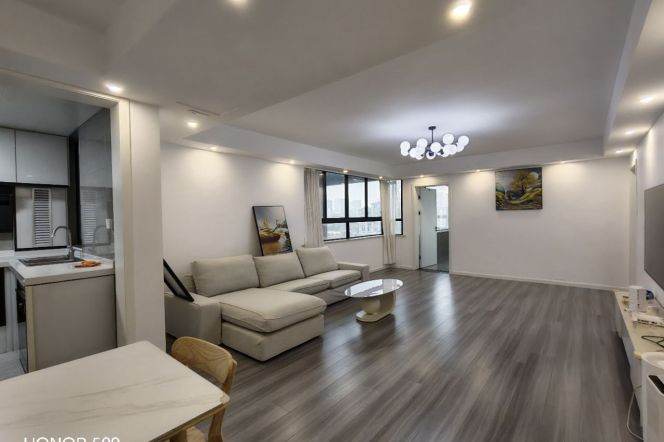 Spacious 2BR Apartment near West Yan'An Rd Metro (L3/L4)