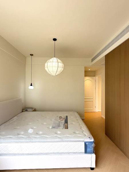 Housing image — Bedroom