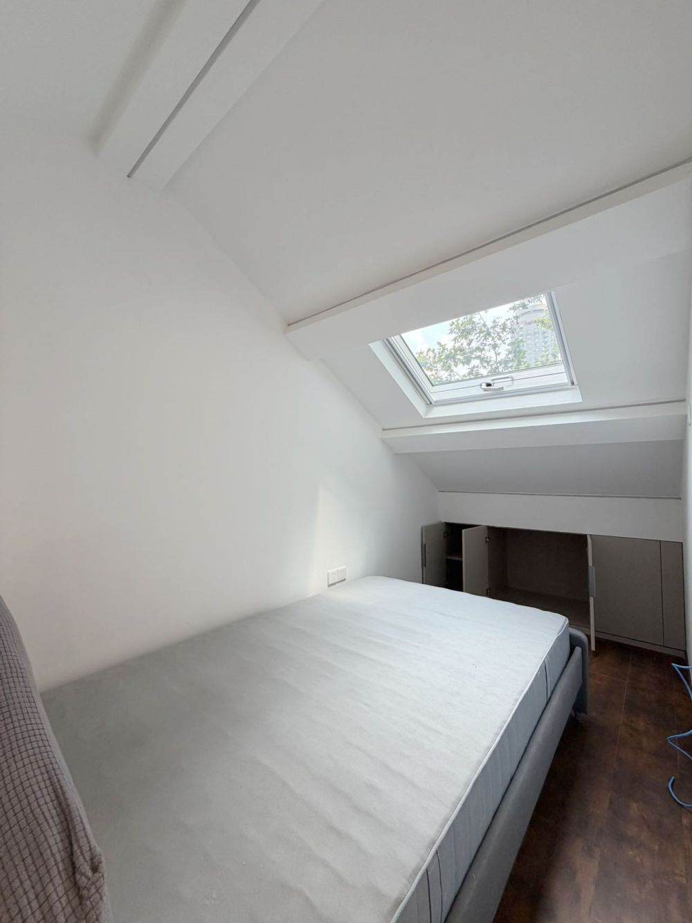 Housing image — Study