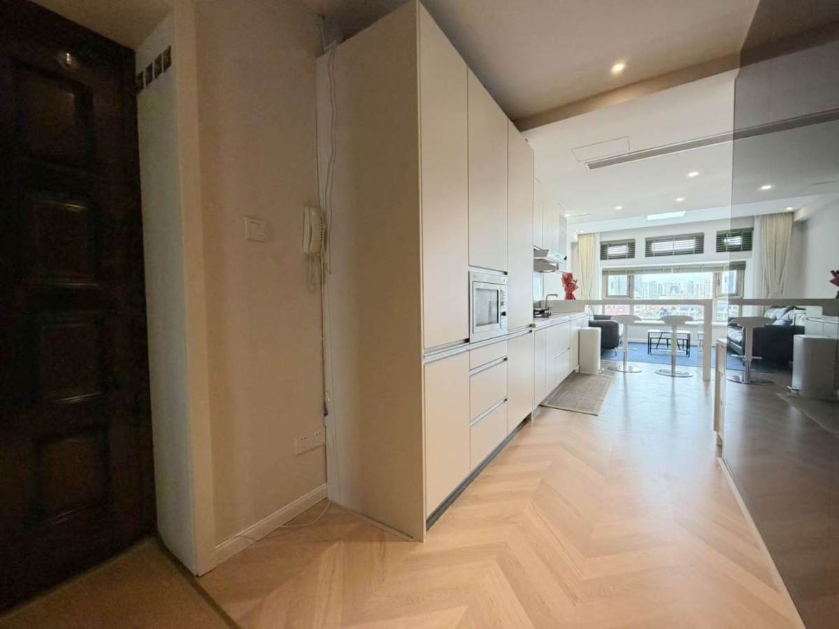 Housing image — Living Room