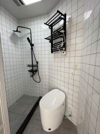 Housing image — Bathroom