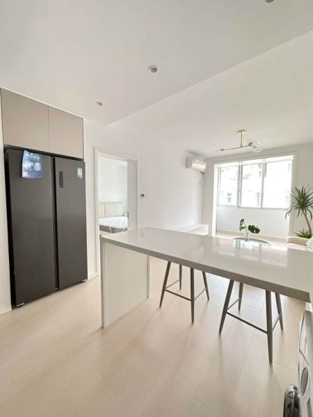 Housing image — Dining Area