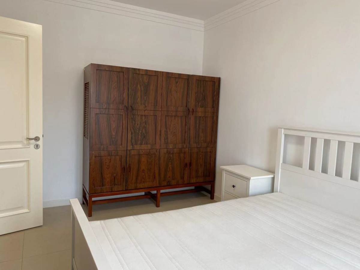 Housing image — Bedroom