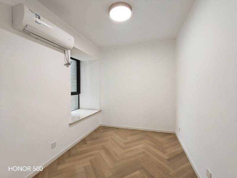 Housing image — Bedroom