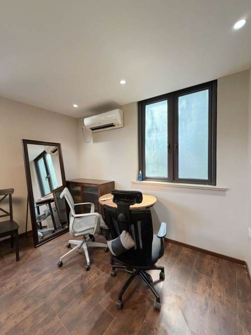 Housing image — Living Room