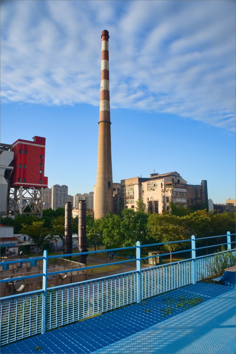 Yangpu Turned its Decommissioned Power Plant into a Industrial-Chic Park