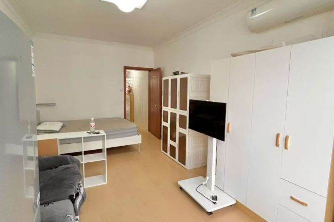 1BR Apartment near Zhongshan Park (L11/L13)