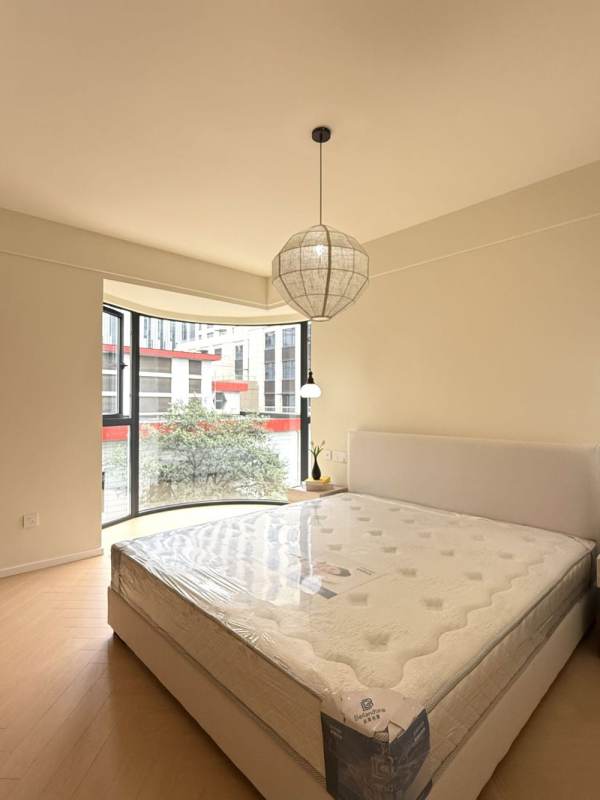 Housing image — Bedroom