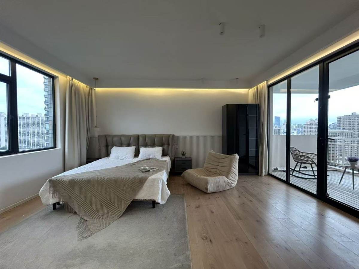 Housing image — Bedroom