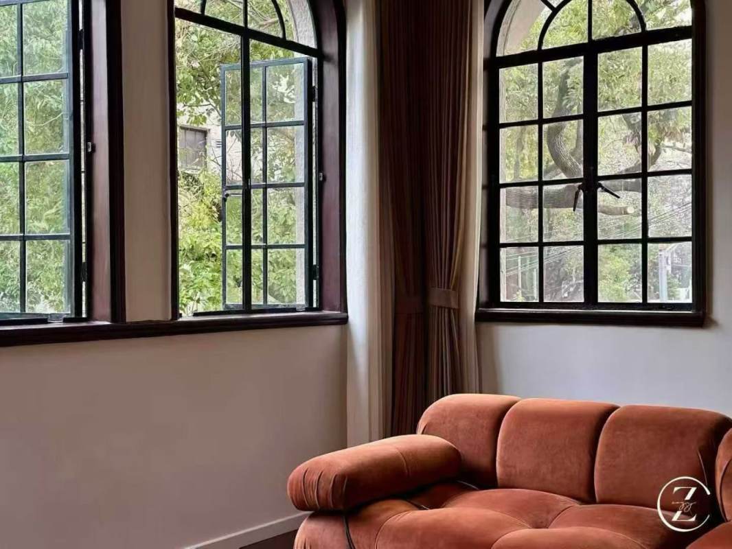 Housing image — Living Room