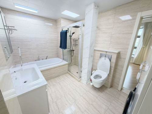 Housing image — Bathroom