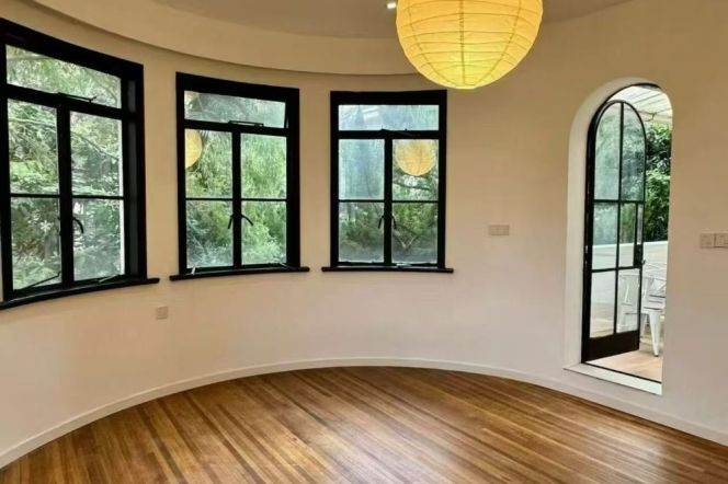 Spacious 2BR Apartment in Old Xuhui with Terrace (L1/L7/L9)