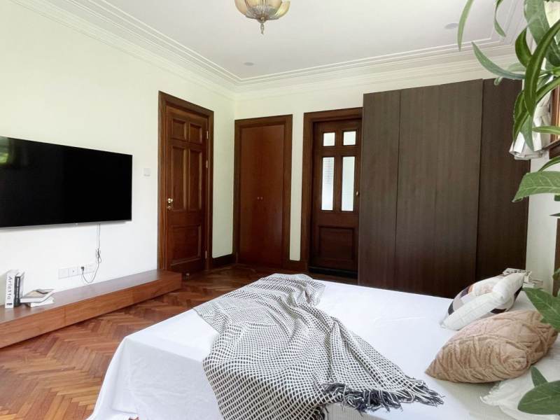 Housing image — Bedroom