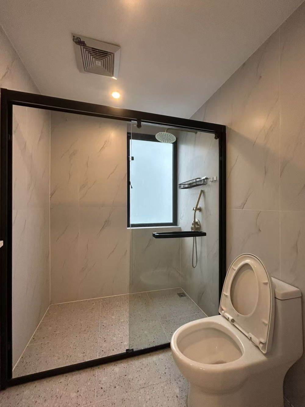 Housing image — Bathroom