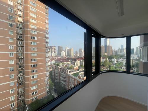 Housing image — Balcony