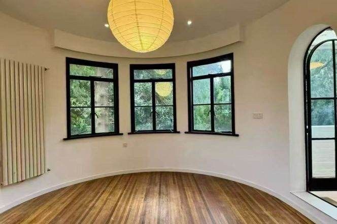 Spacious 2BR Apartment in Old Xuhui with Terrace (L1/L7/L9)