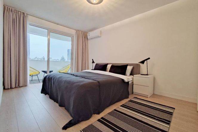 High-Floor 2BR Apartment near Xintiandi (L9/L10/L13)