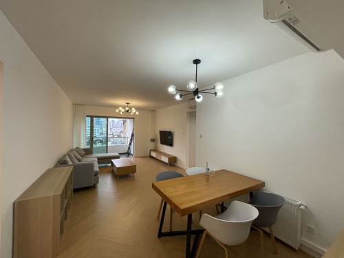 Housing image — Living Room