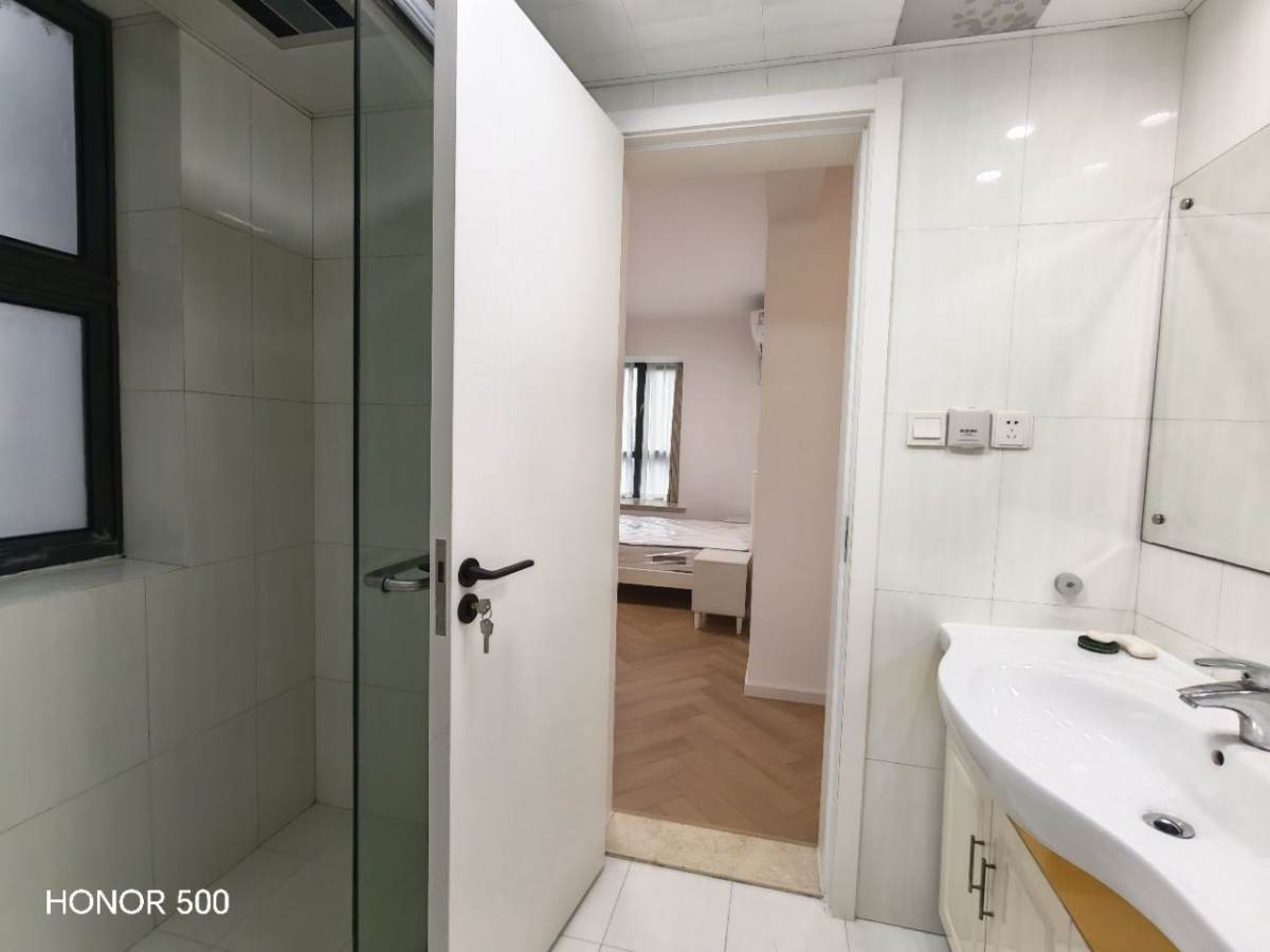 Housing image — Bathroom