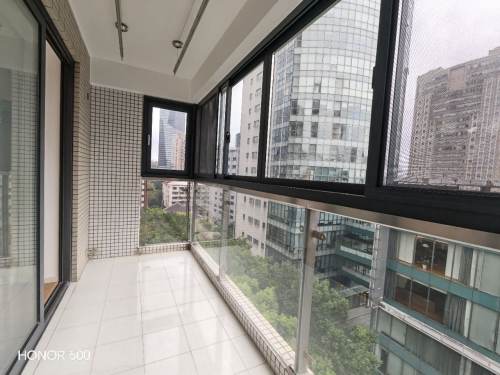 Housing image — Balcony