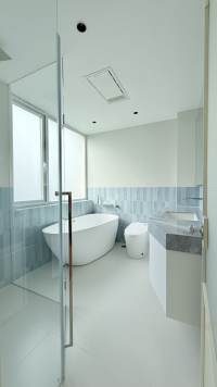 Housing image — Bathroom