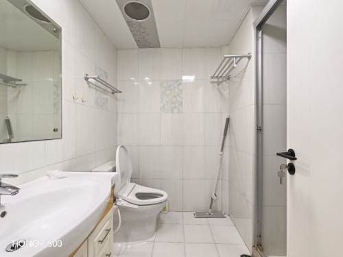 Housing image — Bathroom
