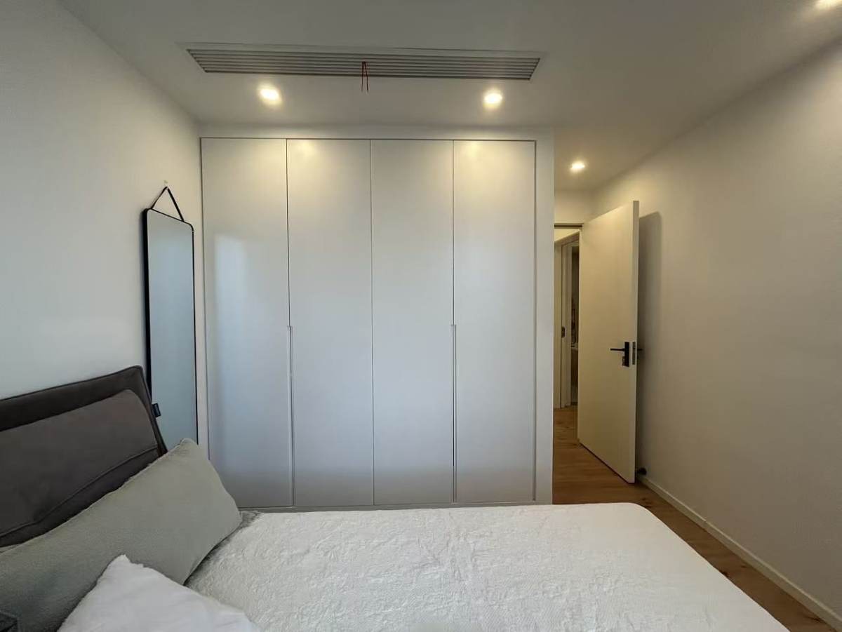 Housing image — Bedroom