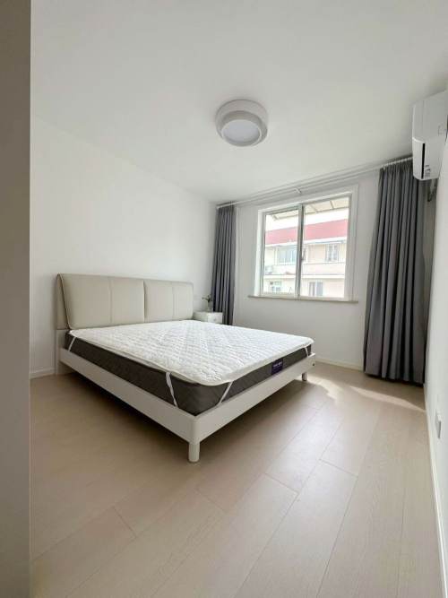 Housing image — Bedroom