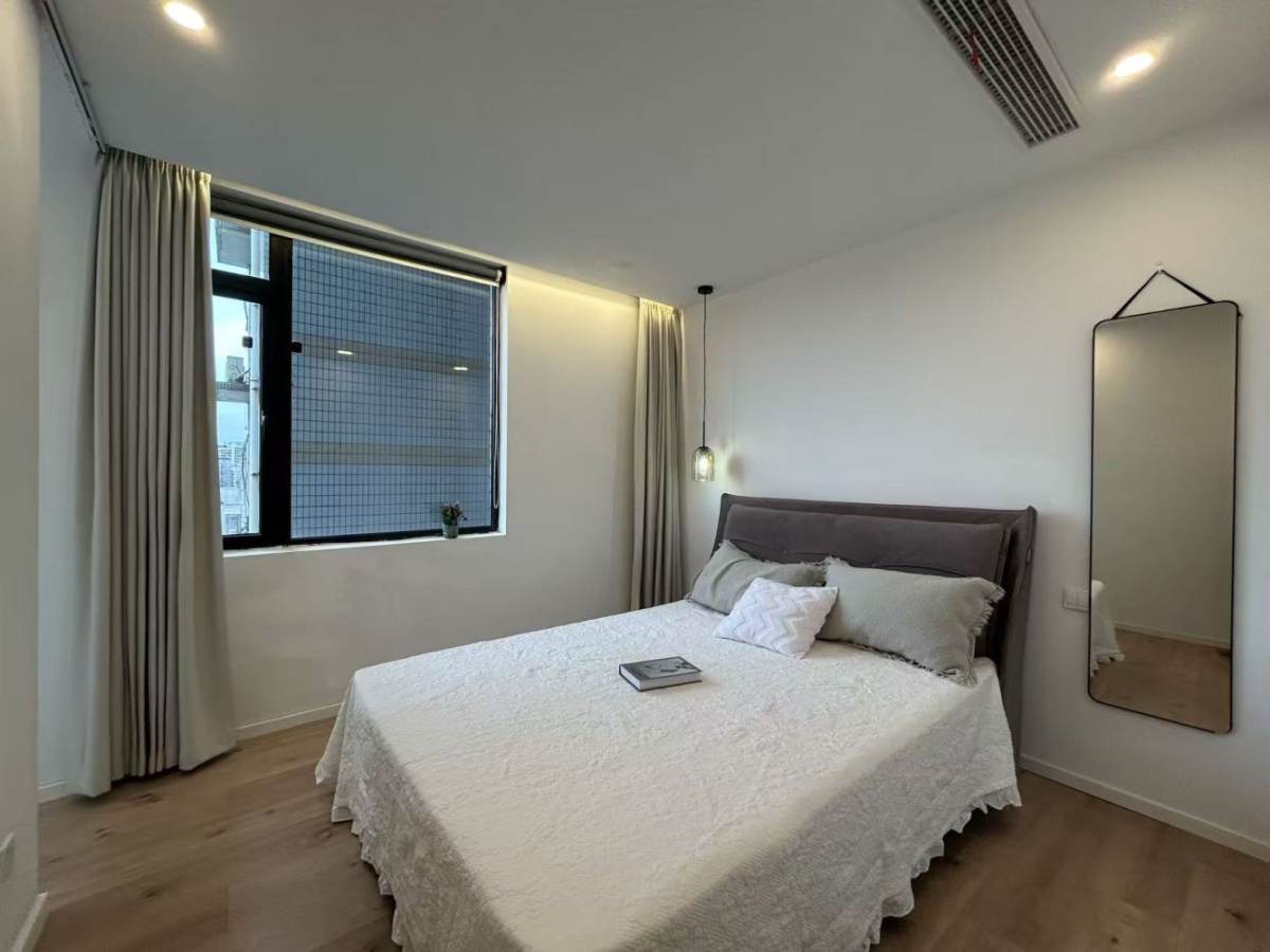 Housing image — Bedroom