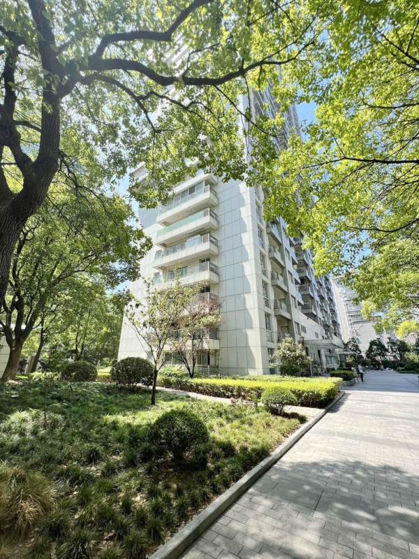Housing image — Compound