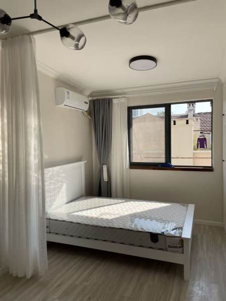 Housing image — Living Room