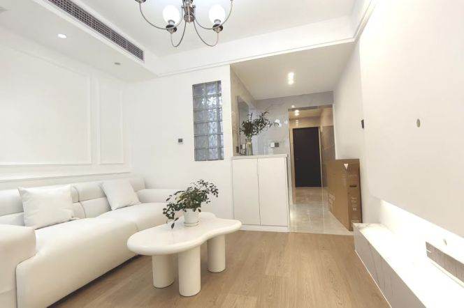 1BR Apartment near Jiangsu Rd Metro (L11/L13)