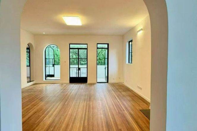 Spacious 2BR Apartment in Old Xuhui with Terrace (L1/L7/L9)