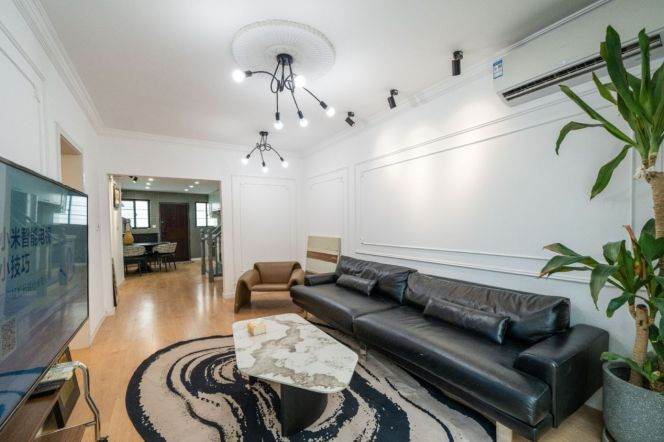 3BR Villa in Old Xuhui with Terrace (L1/L10)