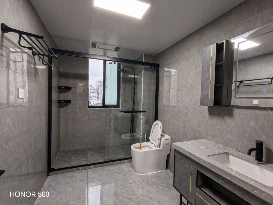 Housing image — Bathroom