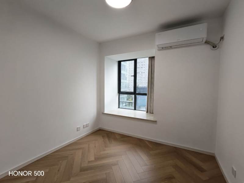 Housing image — Bedroom
