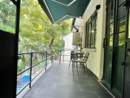 Housing image — Balcony