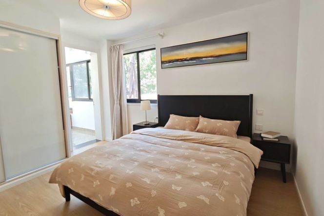 3BR Apartment in Jing'an with Terrace (L2/L12/L13)