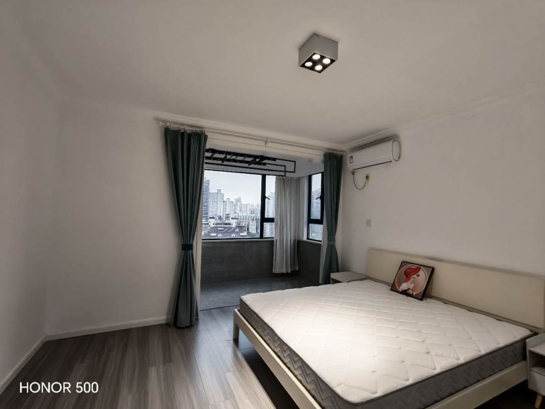 Housing image — Bedroom