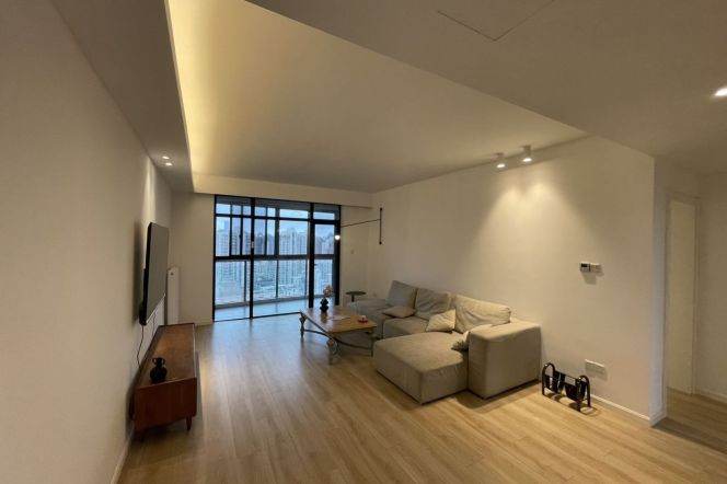 High-Floor 3BR Apartment in Jing'an with Floor-to-Ceiling Windows (L7/L13)