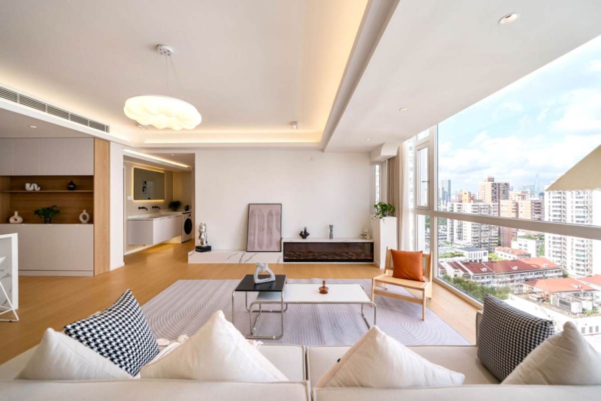 Housing image — Living Room