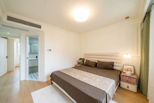 Housing image — Bedroom