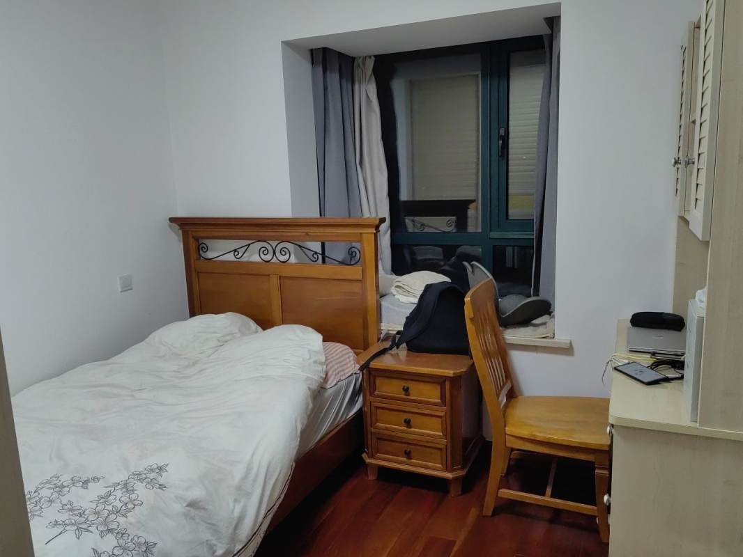 Housing image — Bedroom
