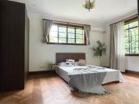 Housing image — Bedroom