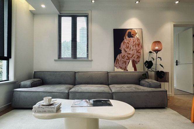 3BR Apartment in Jing'an with Green View