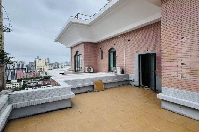 2BR Apartment near Dong'an Rd Metro with Outstanding View (L4/L7)