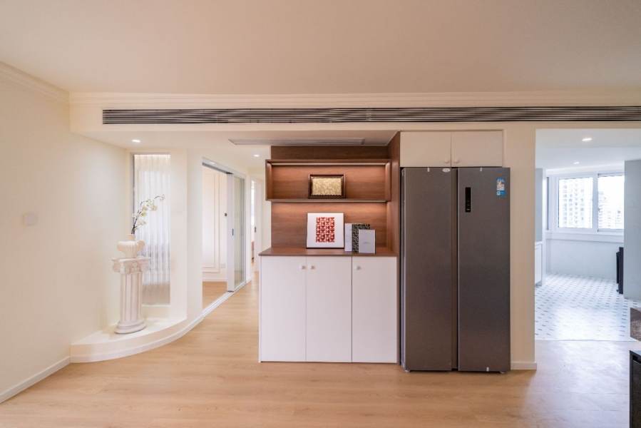 Housing image — Dining Area