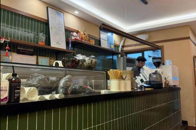Studio Commercial Space in Jing'an